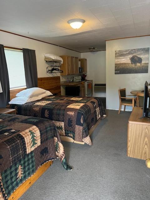 Spring Creek Inn Hill City Exteriör bild